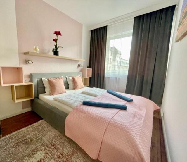 Home R52-4 #Freeparking 부다페스트 외부 사진