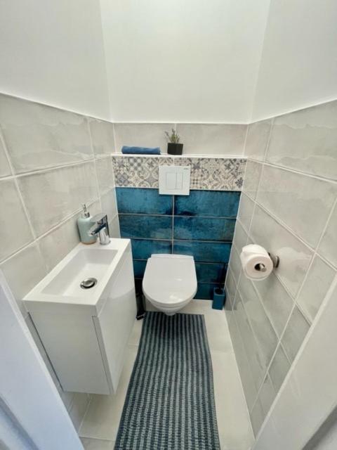 Home R52-4 #Freeparking 부다페스트 외부 사진